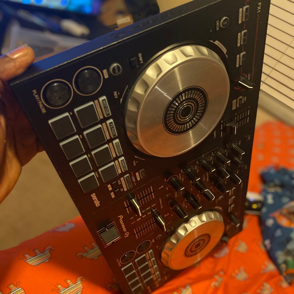 Pioneer DJ
